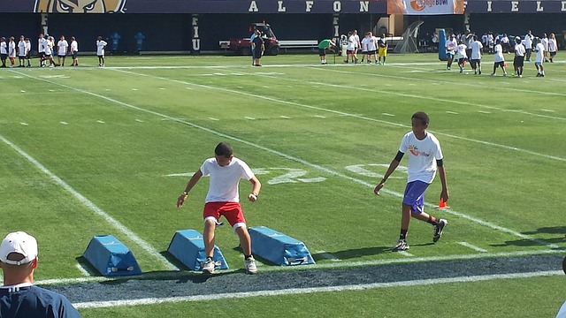 铜梁龙致谢蓉城：期待成渝两地共同推动西部足球事业蓬勃发展